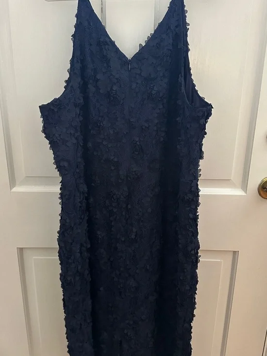 Xscape Navy Floral Lace V-Neck Midi Dress - Picture 6 of 6